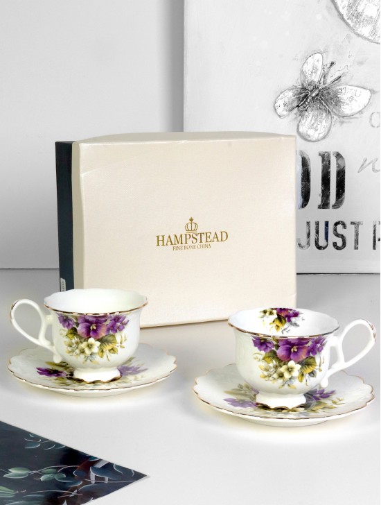 Pansies 2 Cups and 2 Saucers With Gift Box